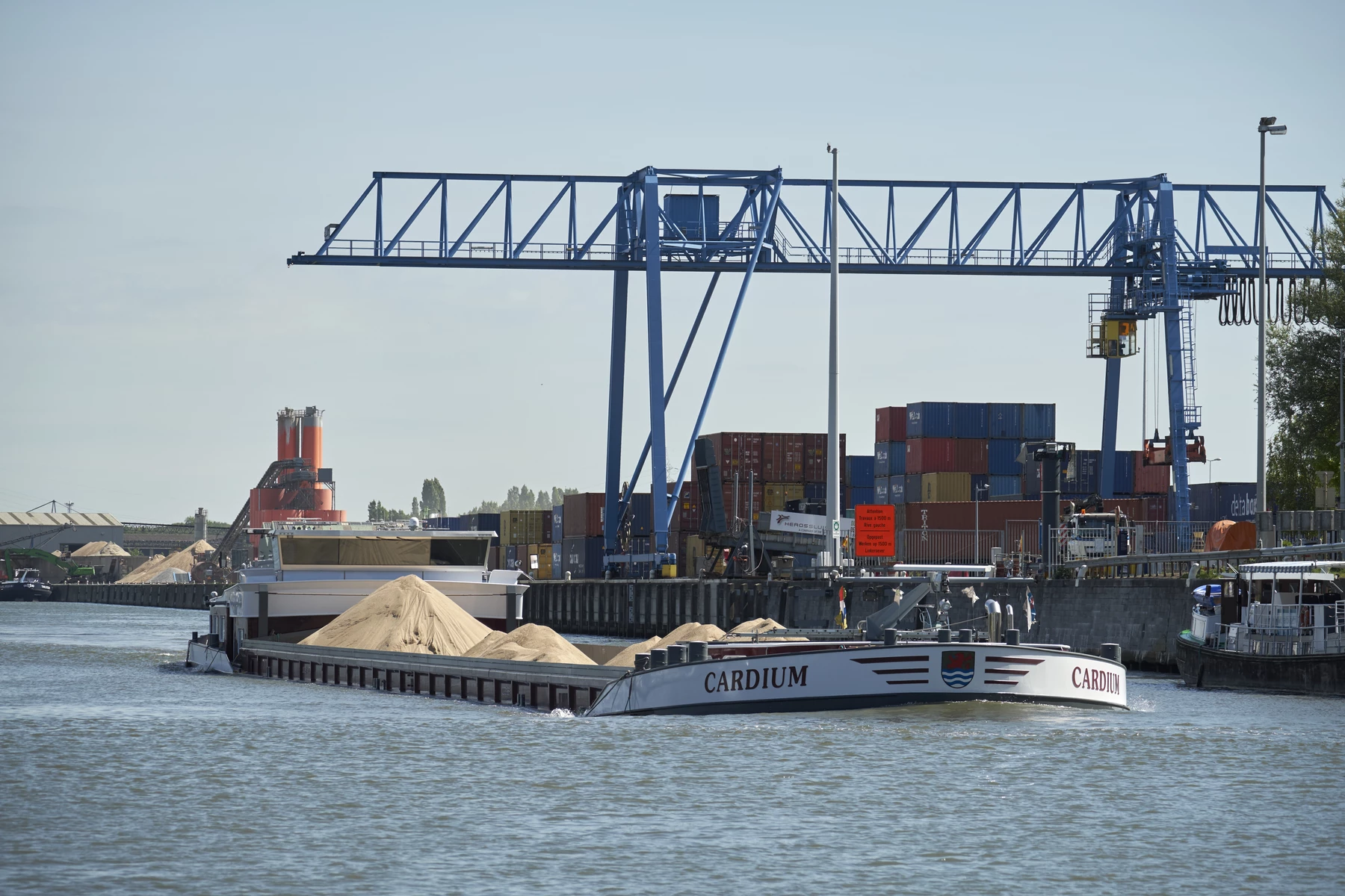 1er semestre 2017, importante progression du transport de marchandises par la voie d’eau au port de Bruxelles