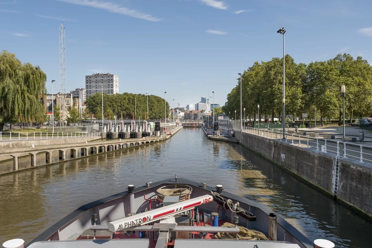 Passage aux écluses limité